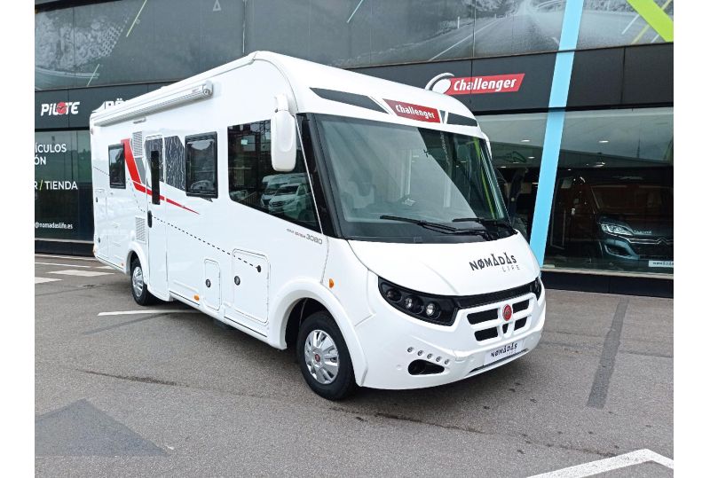 CHALLENGER 3080 2.2L 140 CV Autocaravana Integral con capacidad para 5 personas.¡ Ideal para grandes familias!
